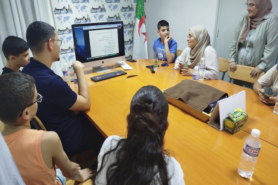 نشاطات تعليمية عن بعد لتلاميذ الأطوار الثلاثة
